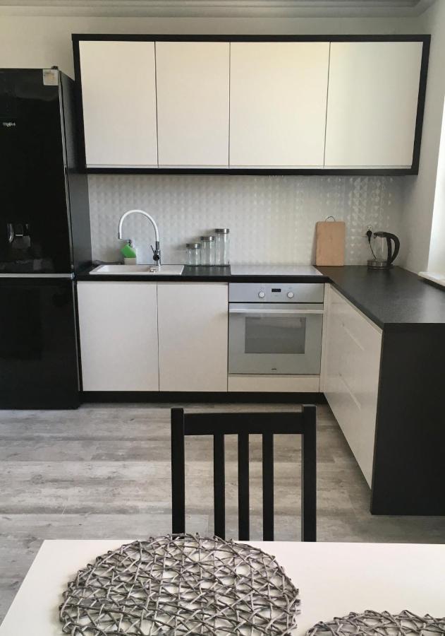 Apartament Mietowa Zebra Apartment Opolznevoye Bagian luar foto