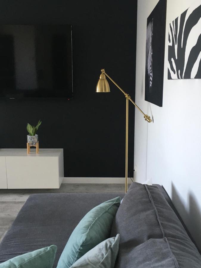 Apartament Mietowa Zebra Apartment Opolznevoye Bagian luar foto